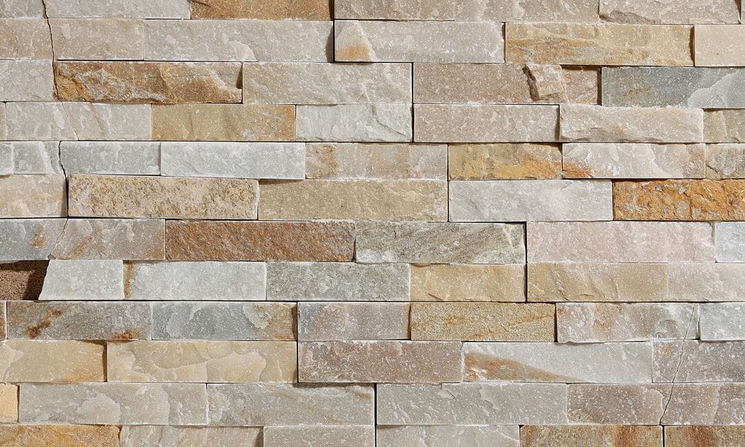Anyagok a burkolásban – csempék, természetes kövek és egyéb lehetőségek